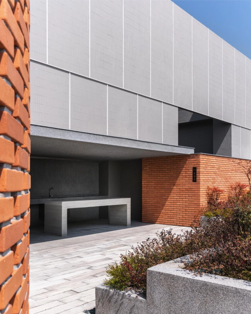 昕昕裏山 ‧ Life with Light