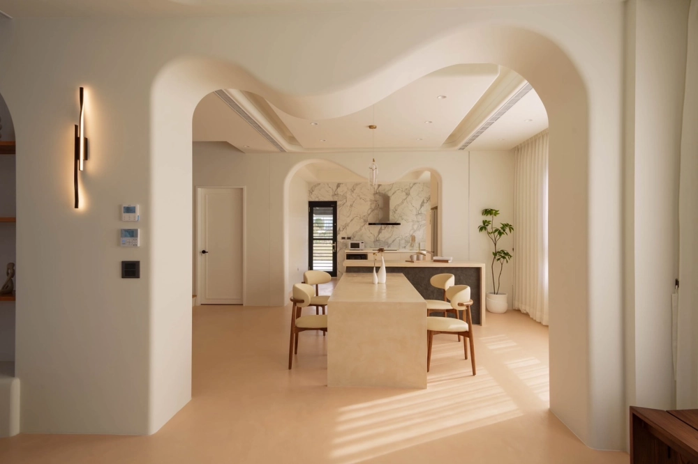 藝術塗料築成的民宿