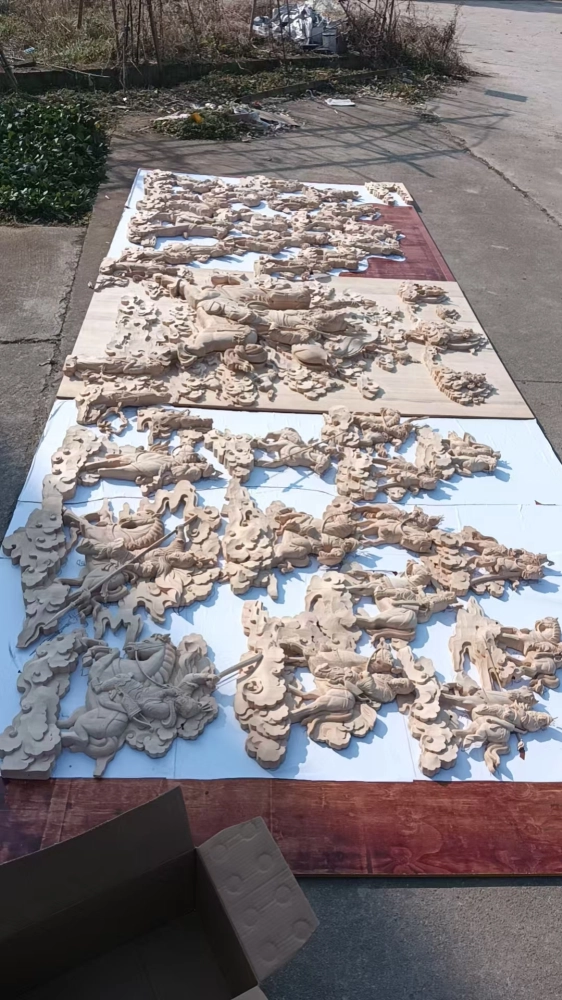 格薩爾王銅雕壁畫