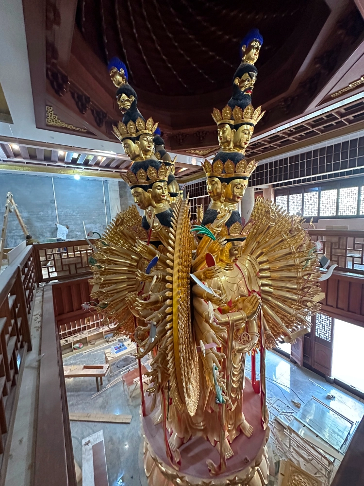 上海蓮花寺千手觀音