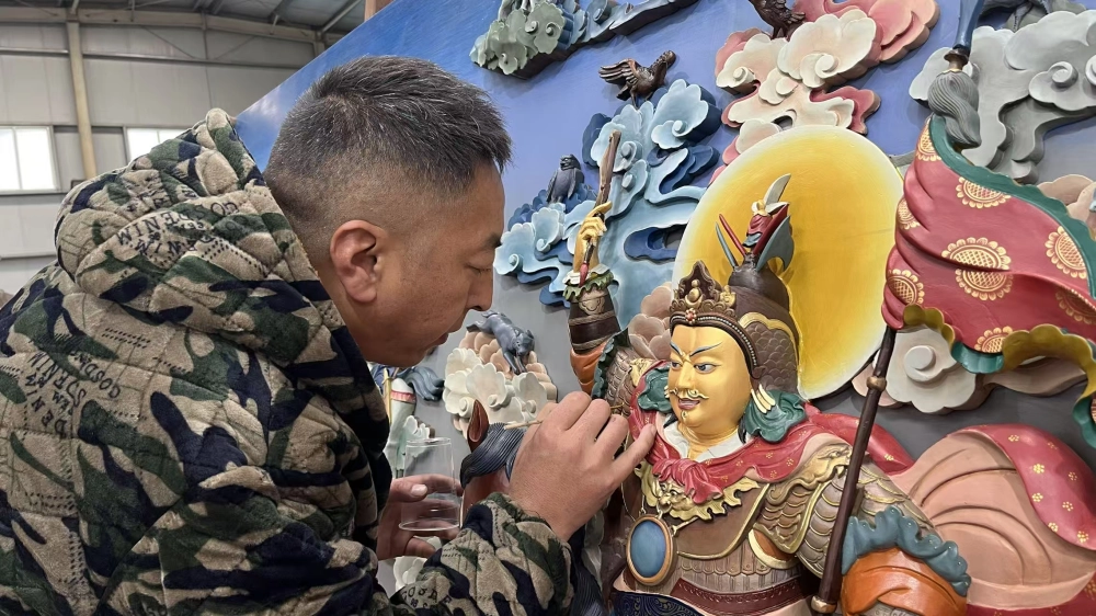 格薩爾王銅雕壁畫