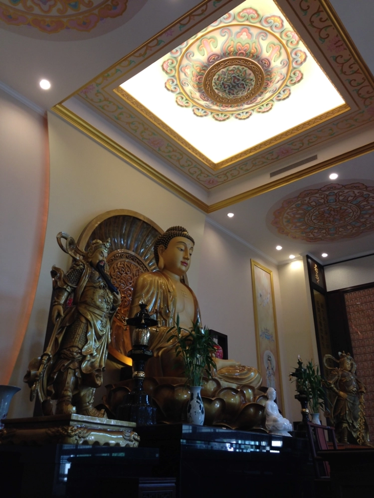 東馬亞庇慈音寺