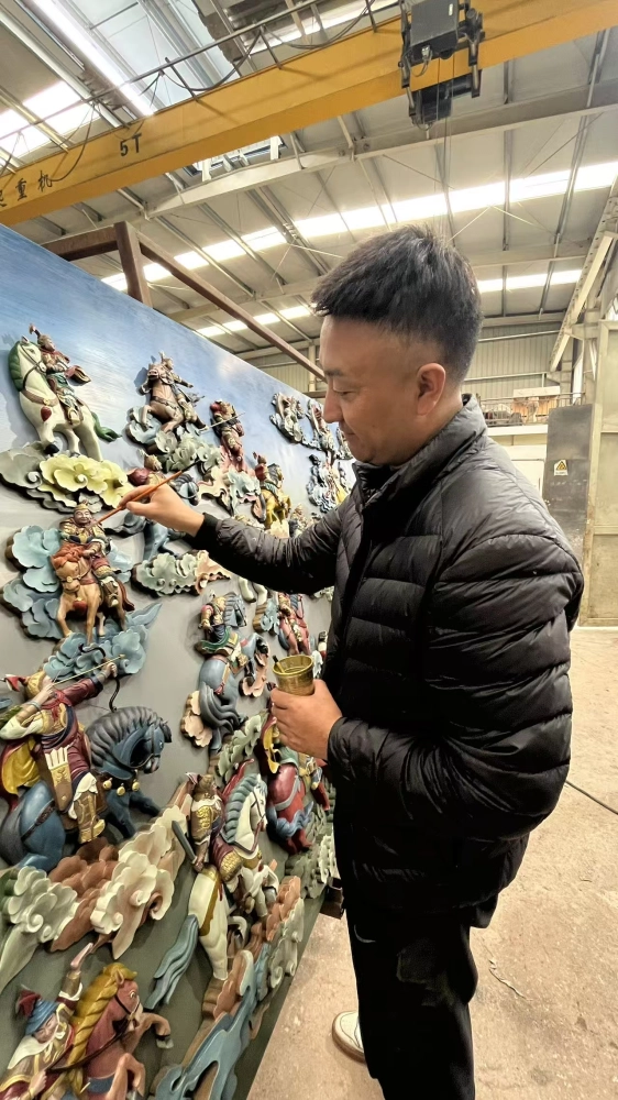 格薩爾王銅雕壁畫