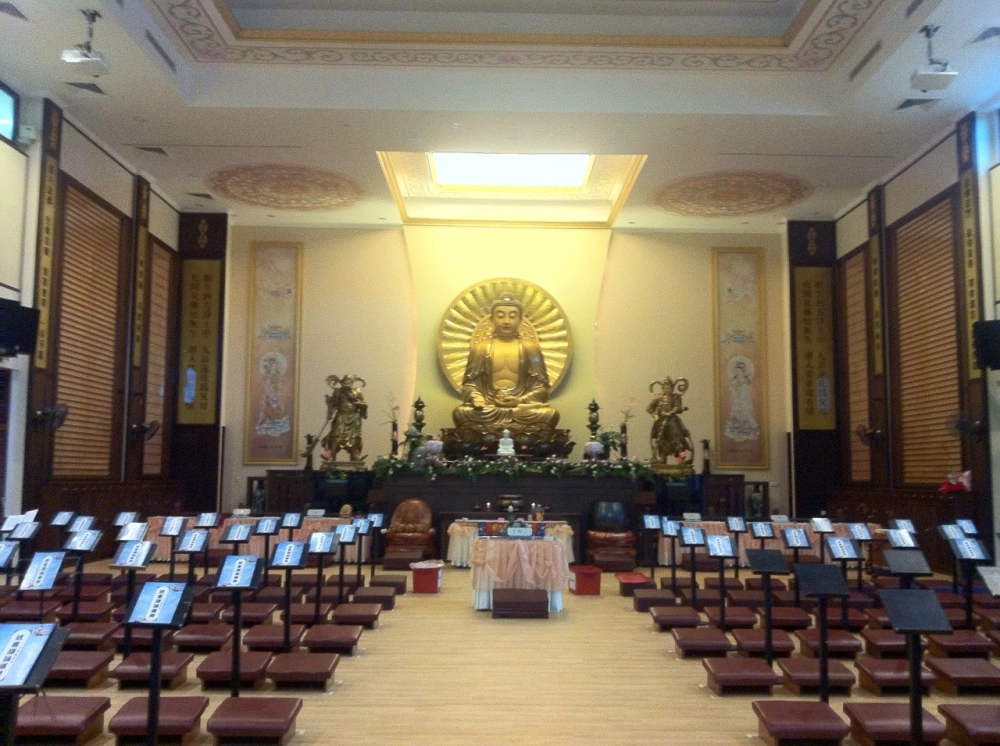 東馬亞庇慈音寺