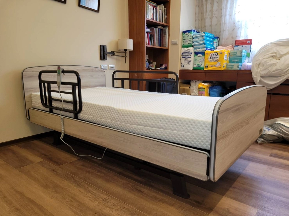 暖心電動床，三馬達功能。