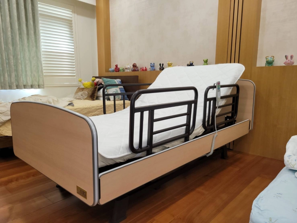 暖心電動床，搭配4D透氣分壓床墊