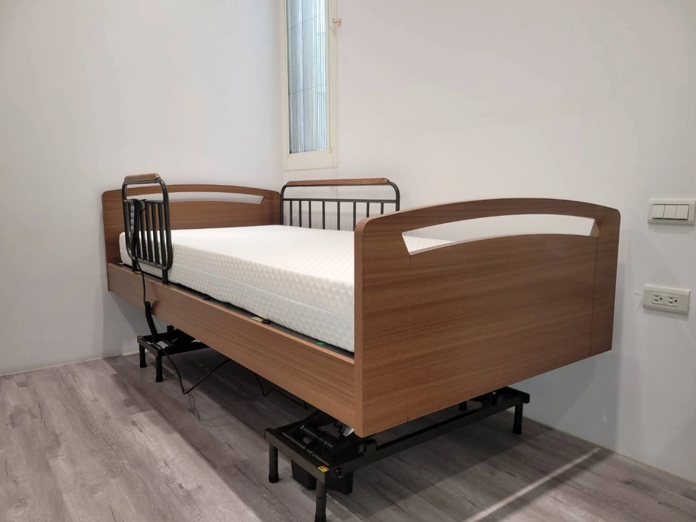 四馬達居家照顧床