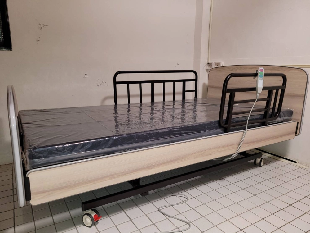 暖心電動床，搭配4D透氣分壓床墊