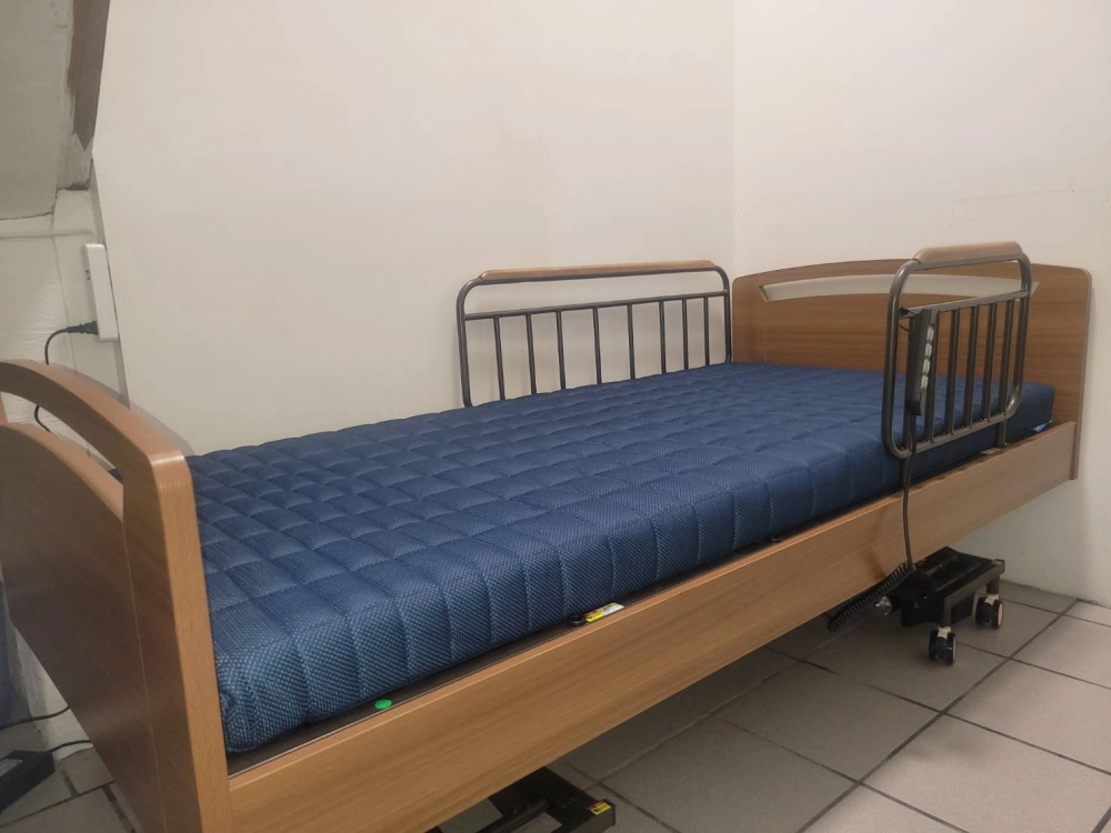 4D透氣床墊，可以水洗。睡感偏硬。
