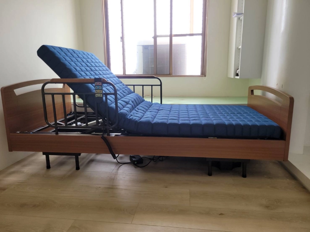 床架置放及操作空間最小，寬99長203公分。
剛好符合現有房間。