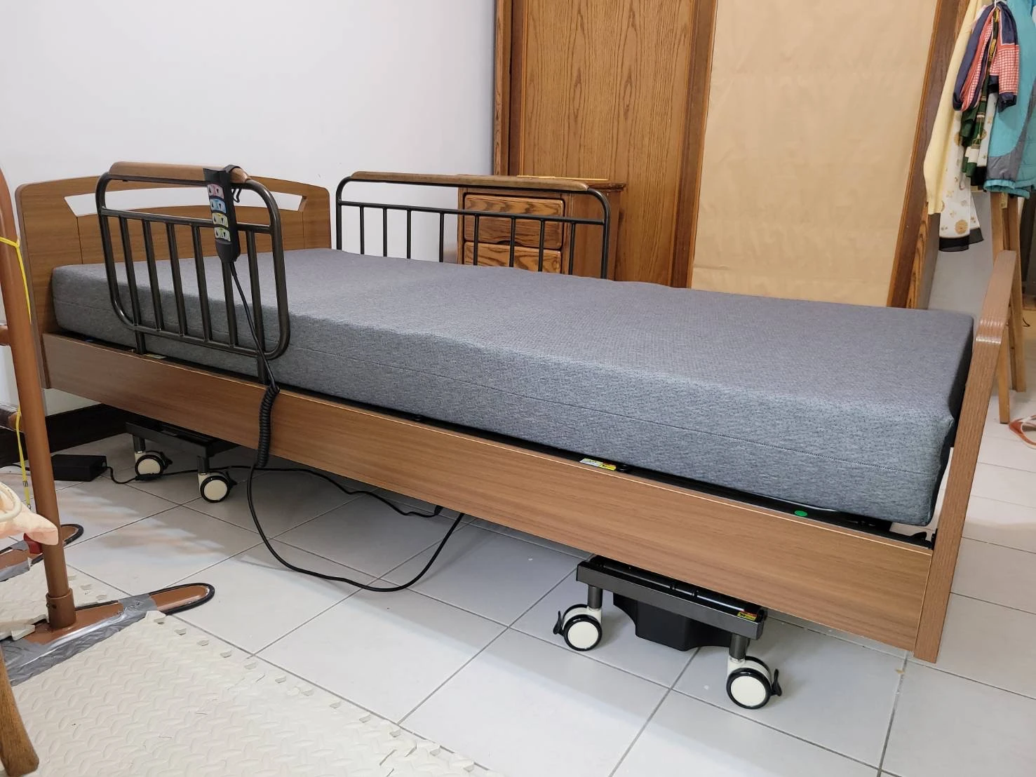 樂匠居家照顧床#搭配七段式釋壓床墊（厚15公分）