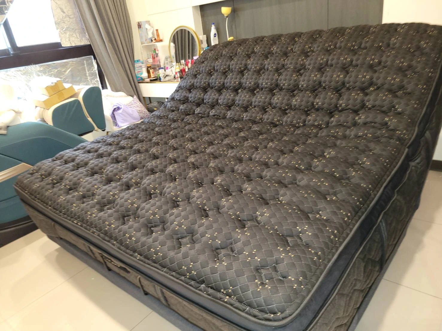 美國規格CK電動床架，附加震動按摩功能，LED地燈