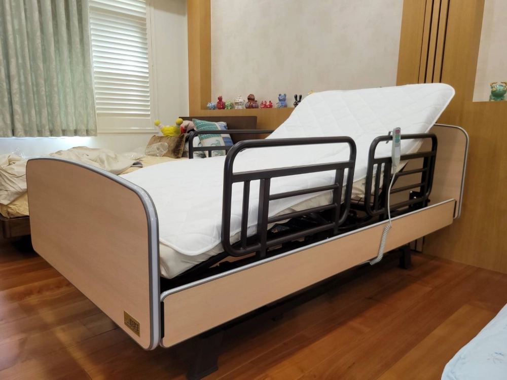 暖心電動床，搭配4D透氣分壓床墊