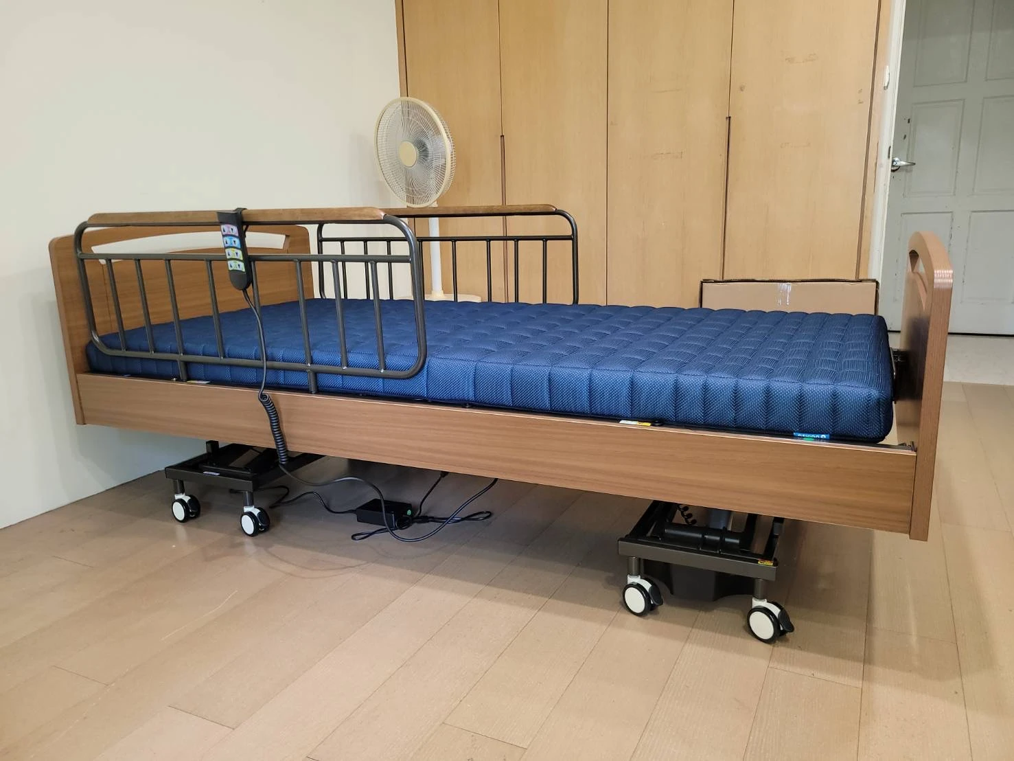 樂匠居家照顧電動床搭配《4D透氣分壓床墊》