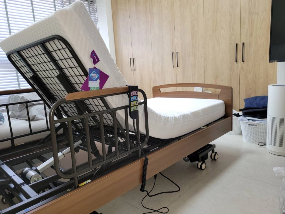 #四馬達電動床,搭配七段式釋壓床墊