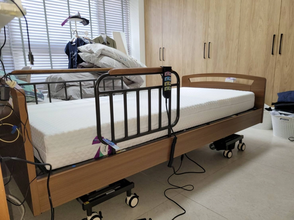 #四馬達電動床,搭配七段式釋壓床墊