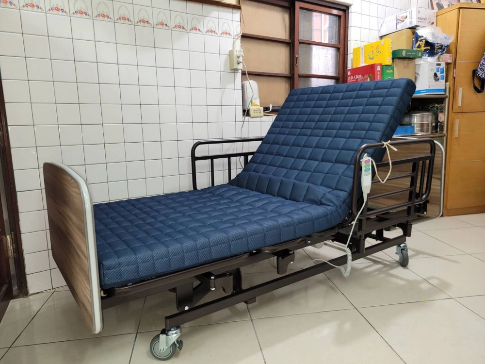 樂齡電動床，搭配4D透氣分壓床墊