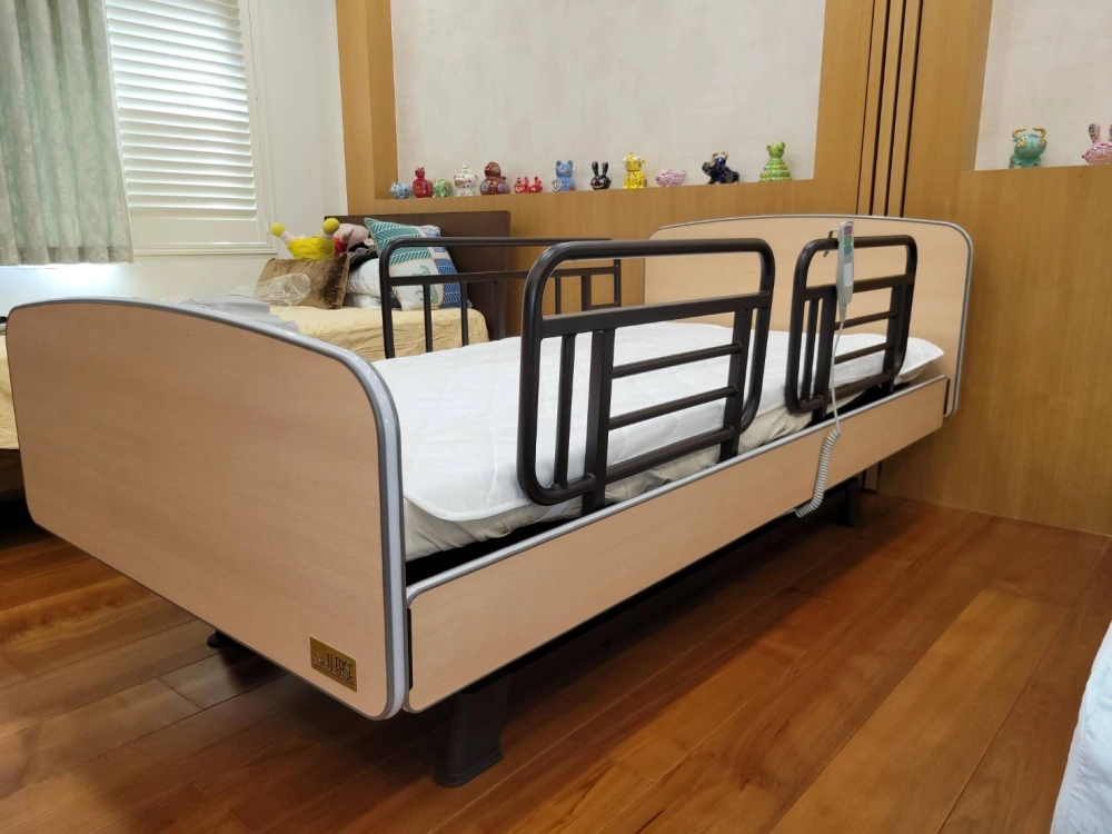 暖心電動床，搭配4D透氣分壓床墊