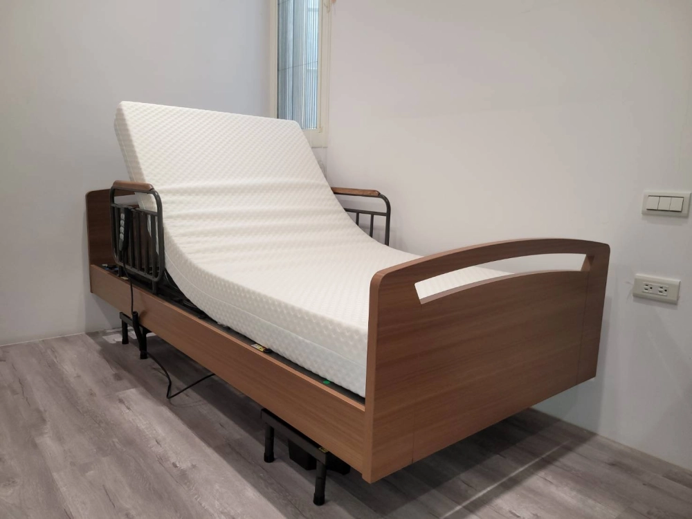 四馬達居家照顧床