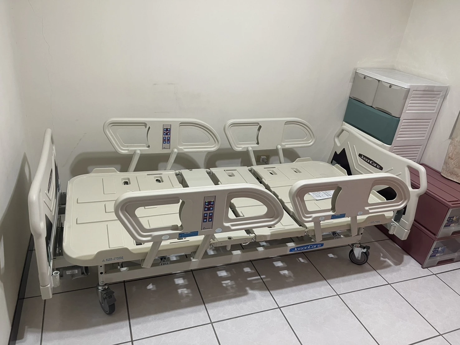 強盛興~旗艦型電動床ES-05HDS(符合長照補助),贈送移動式床邊桌