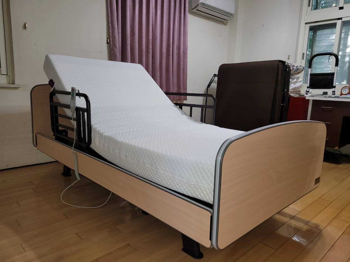 暖心電動床JHCB106（七段式釋壓床墊）