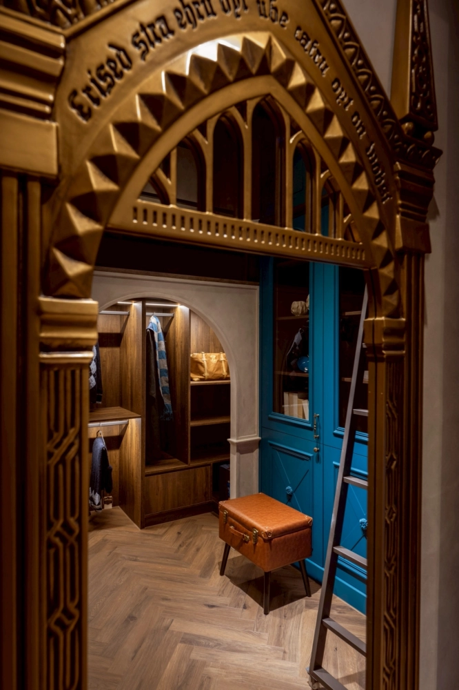 Harry Potter。界轉之居