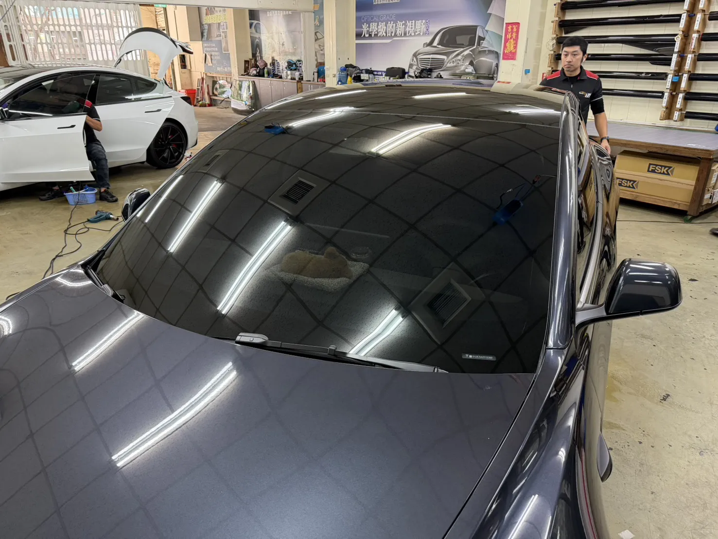 特斯拉新3/貼3m系列-台中汽車隔熱紙推薦/台中特斯拉隔熱紙