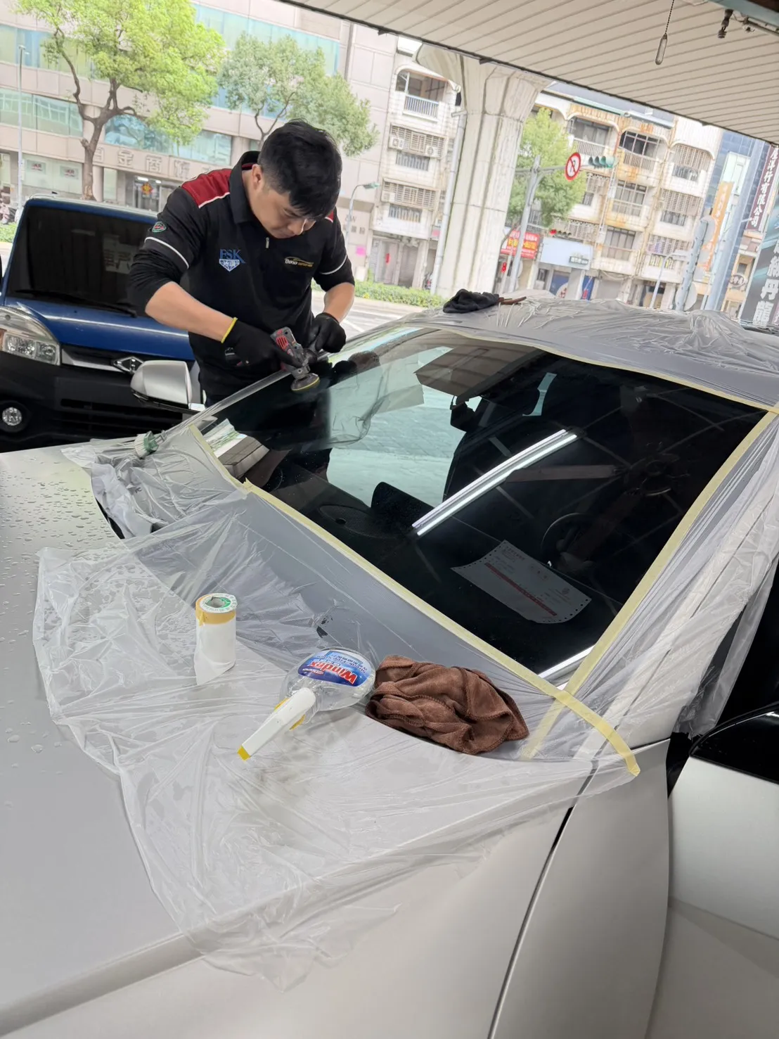 現代IONIQ5 前檔研磨