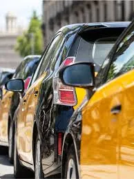 金鑽瘋機場接送 vs 其他叫車平台比較｜價格、穩定度、預約差異一次看懂