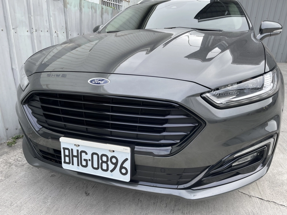 ford mondeo水箱罩黑化