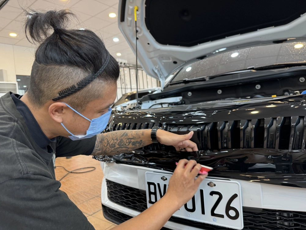 volvo 水箱罩黑化