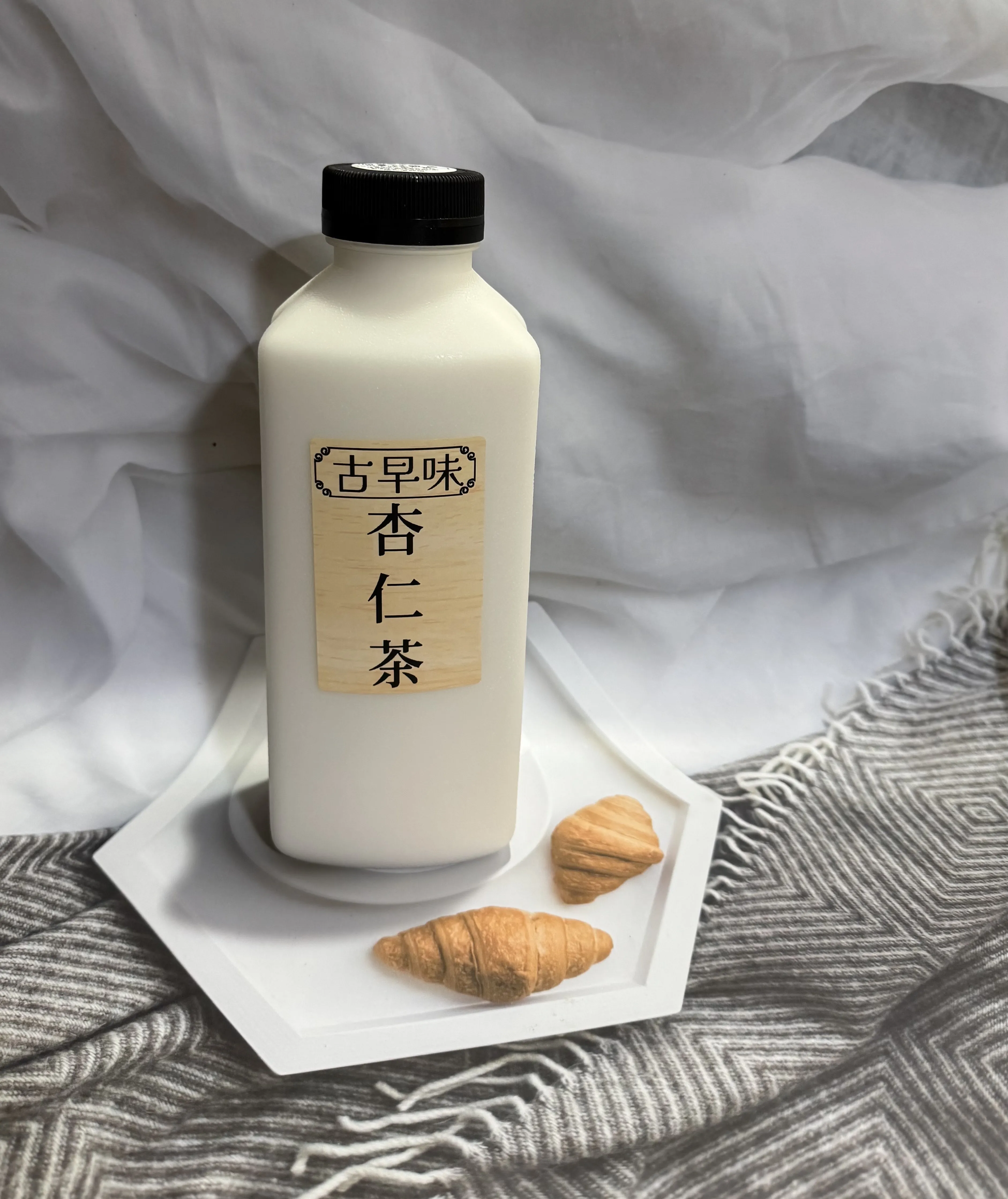 古早味杏仁茶｜喝一口，回味童年