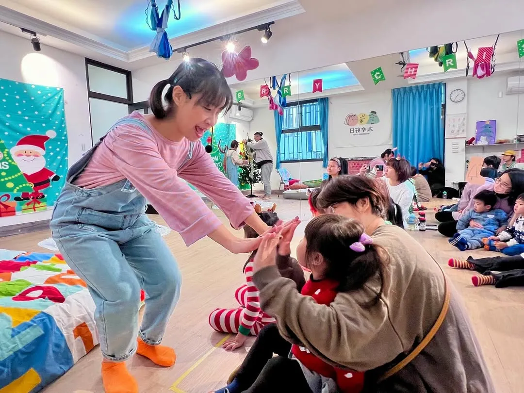 聖誕玩劇列車《空空的聖誕襪》｜台中親子共學｜北屯親子共學
