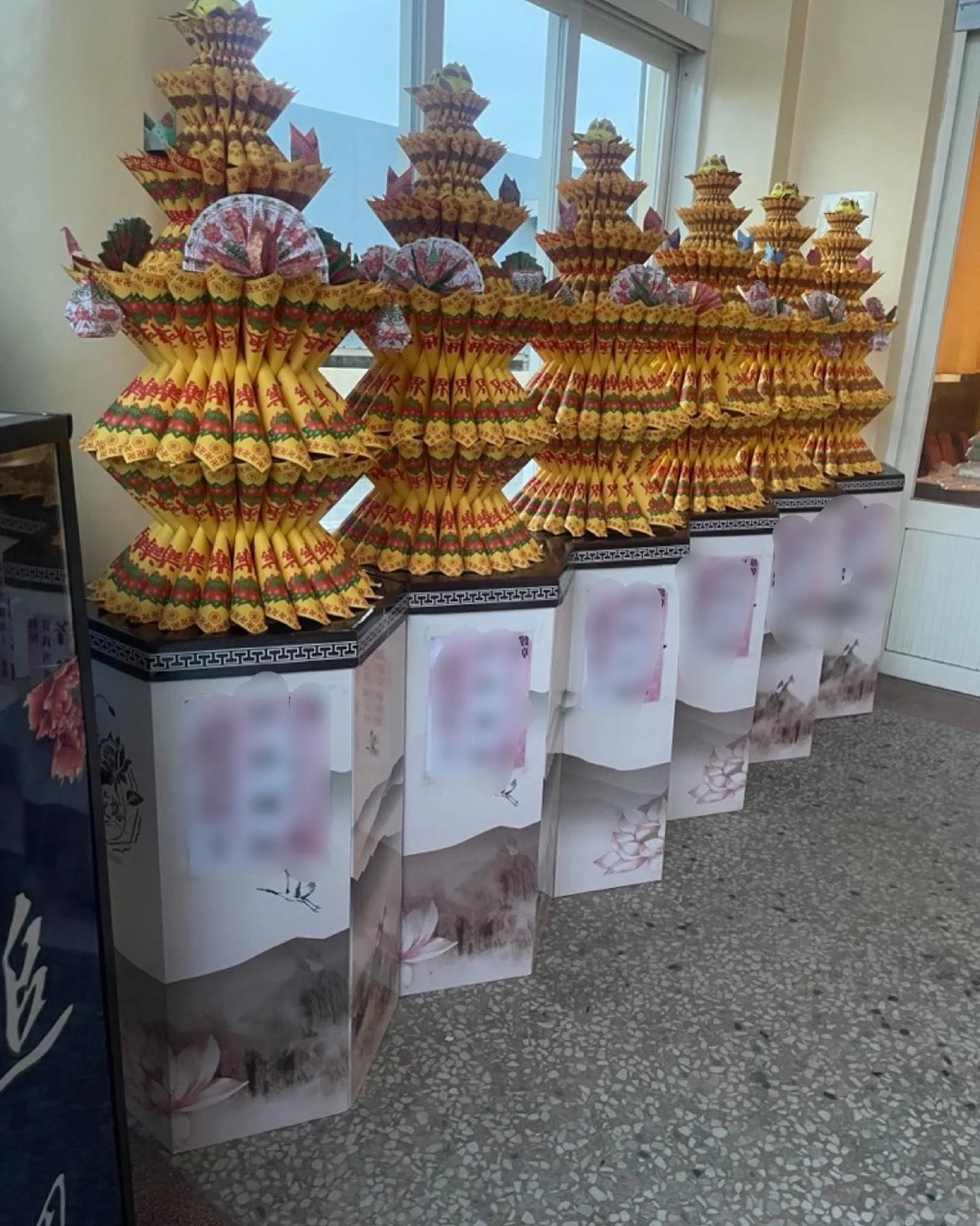 蓮花寶塔