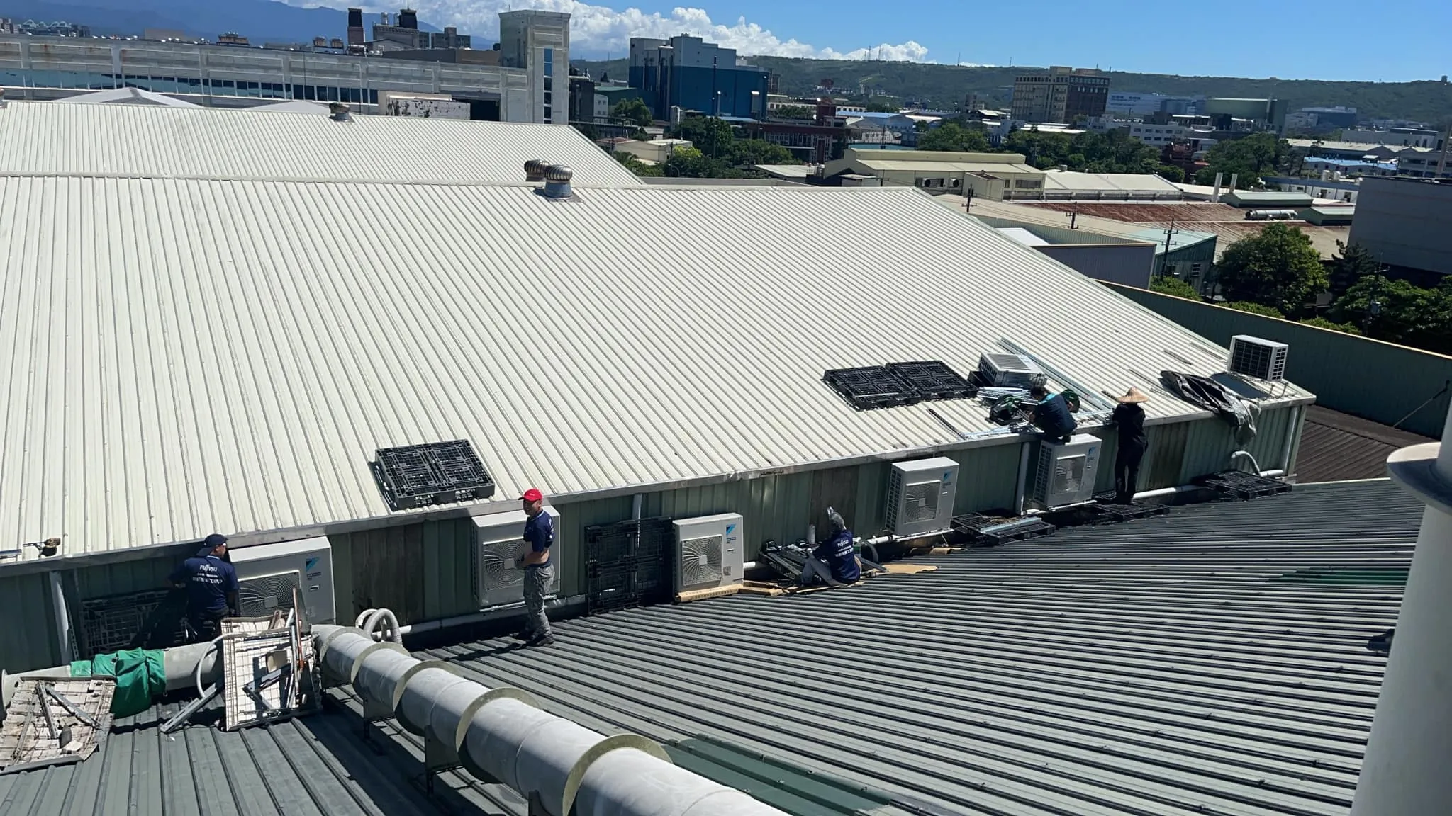 大金吊隱式冷暖氣機