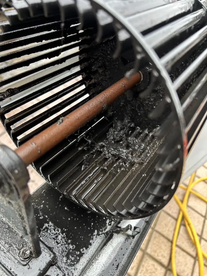 桃園區吊隱式冷氣保養/中壢區冷氣移機