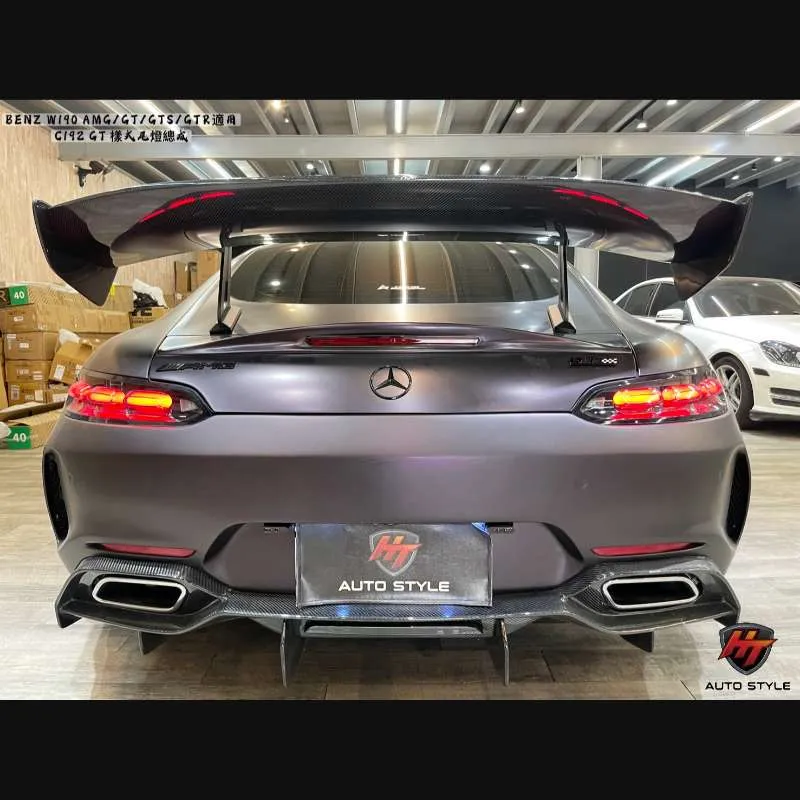 C192 AMG樣式尾燈總成（副廠件）