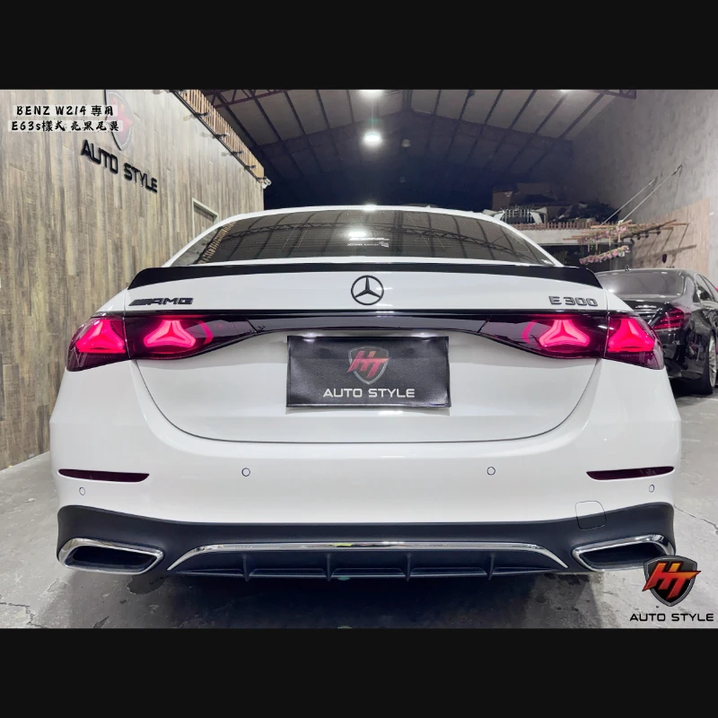 W214四門 專用 E63s樣式 亮黑尾翼 歡迎詢問