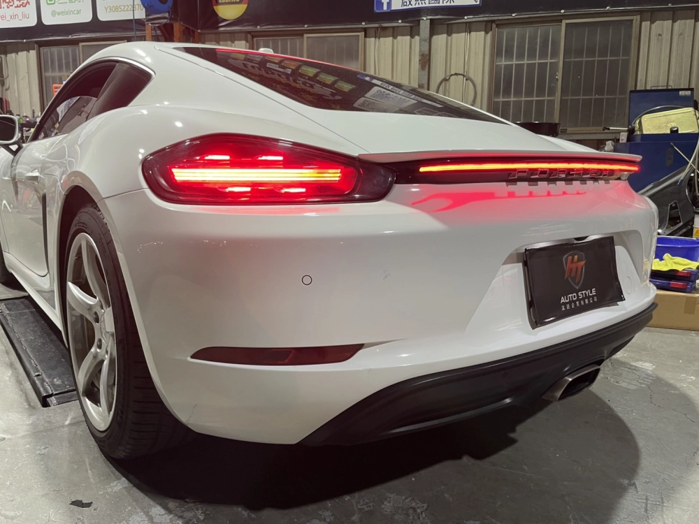 保時捷718貫穿式動態尾燈改裝