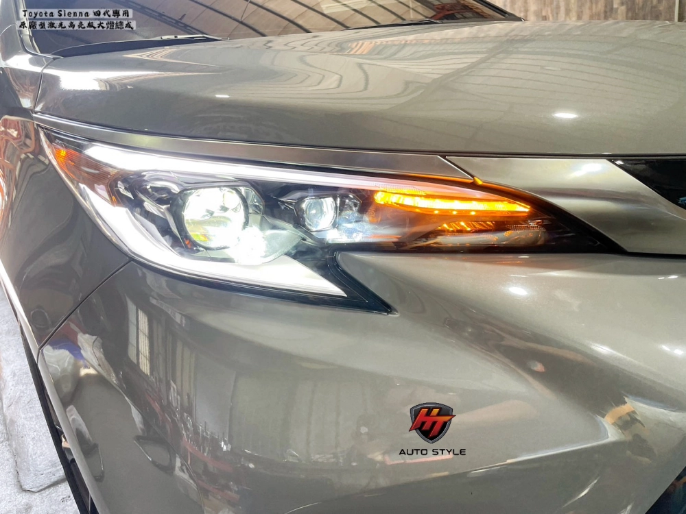 Sienna大燈、尾燈、室內燈