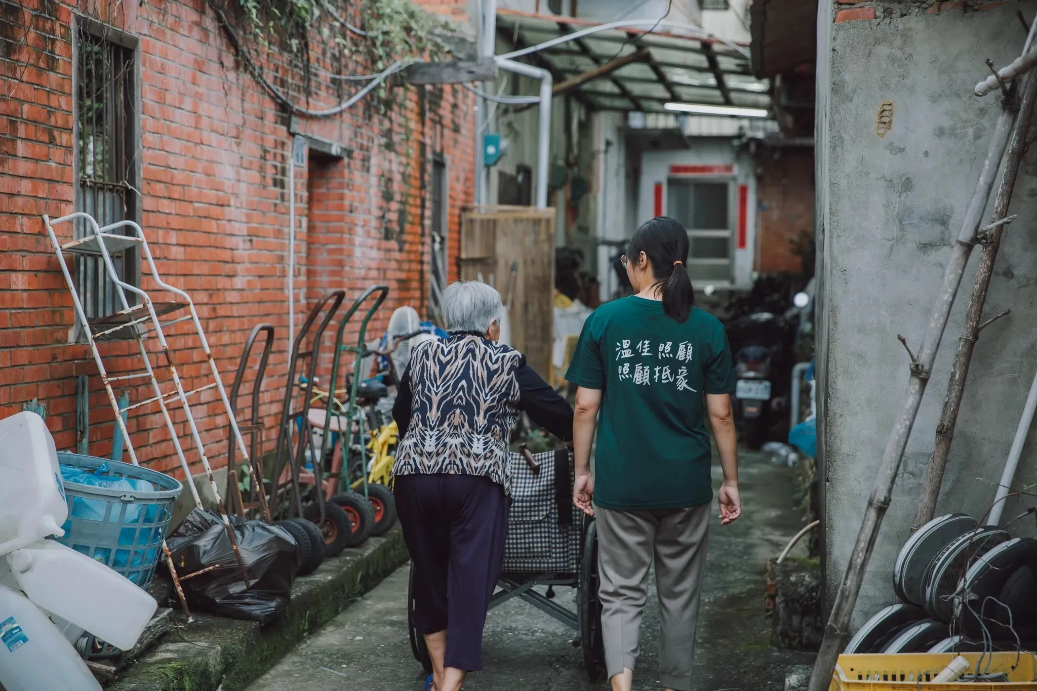 怎麼安排陪同就醫服務？