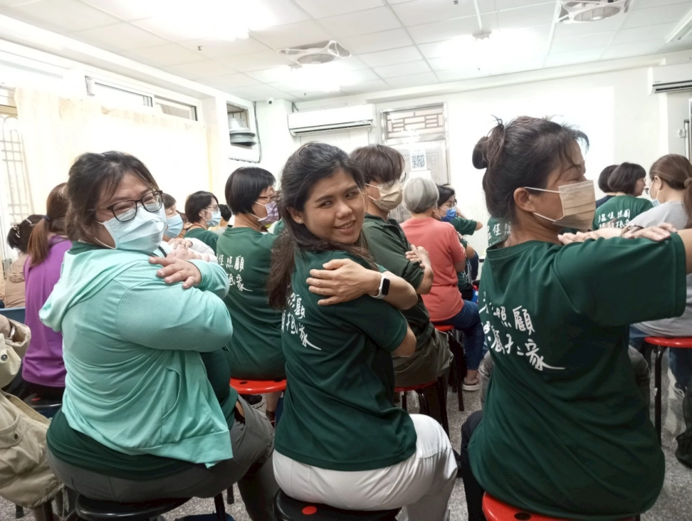 【114年5月】關節活動訓練技巧 #彰化長照機構 #員林長照機構 #長照3.0 #長照服務