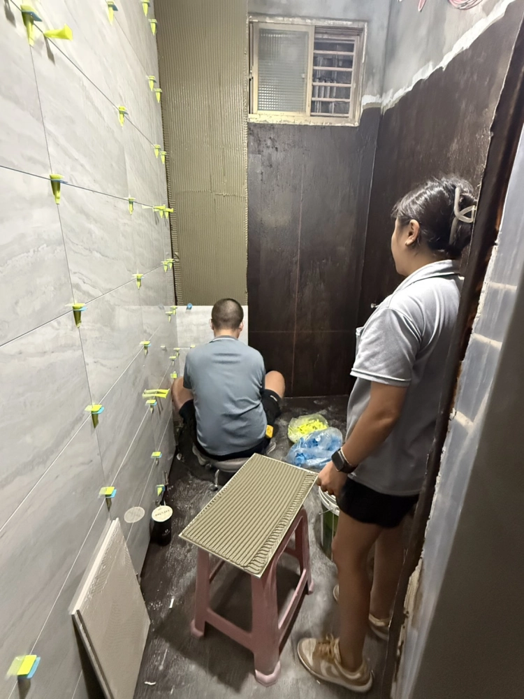 貼磚工程｜台中磁磚翻新｜沙鹿磁磚翻新