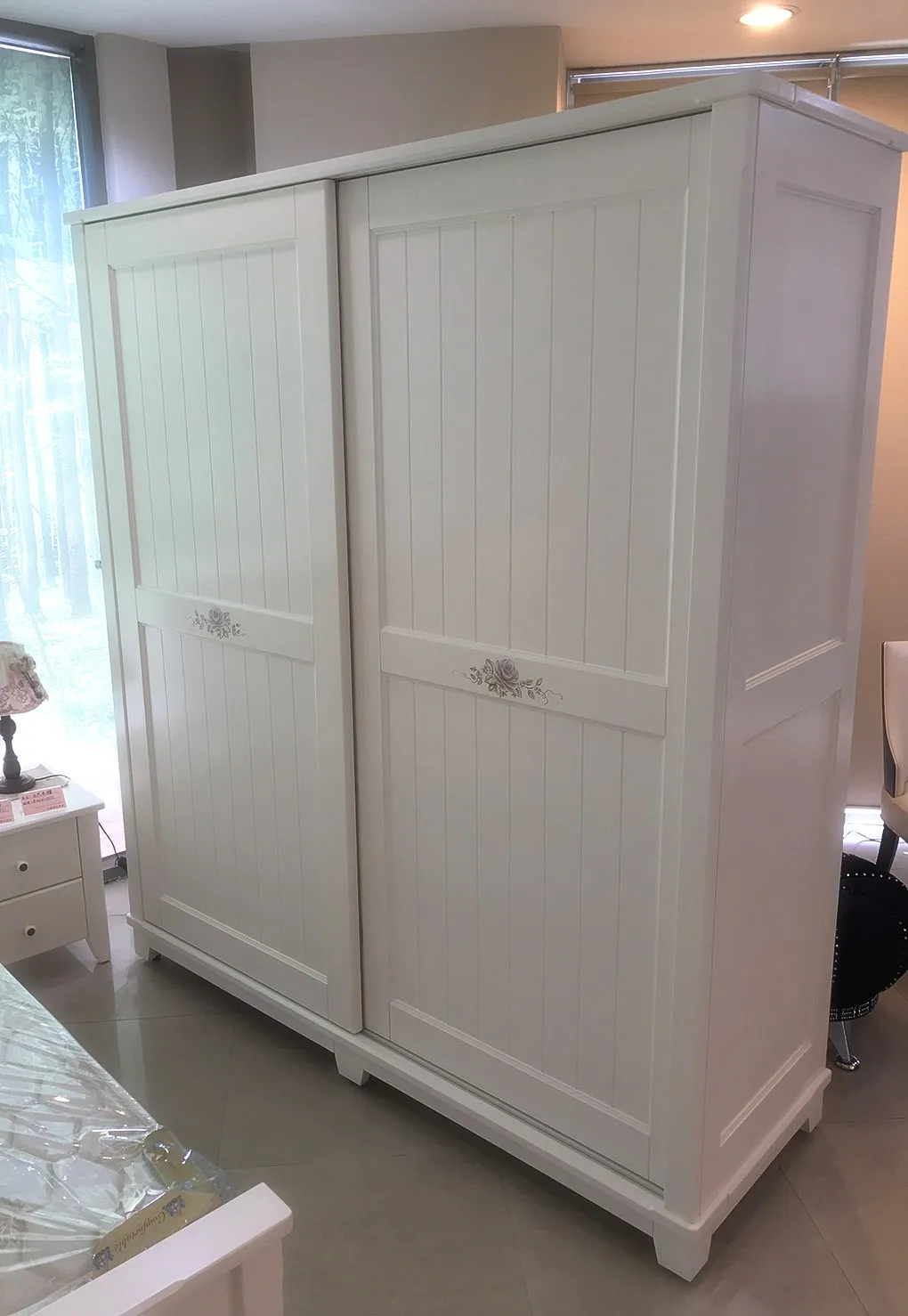 曠野寄情-推門衣櫃