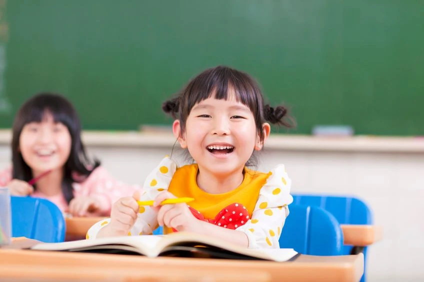 正心格練字【正音班+練字班】，熱烈招生中 !