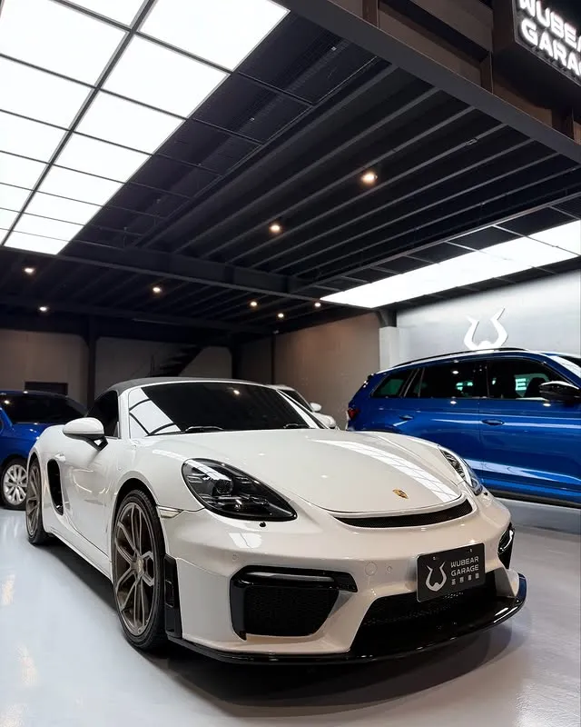 Porsche 718 Boxster 2.0T 敞篷