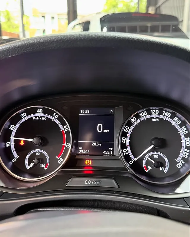 FABIA 1.0 魅力版版 MK3.5