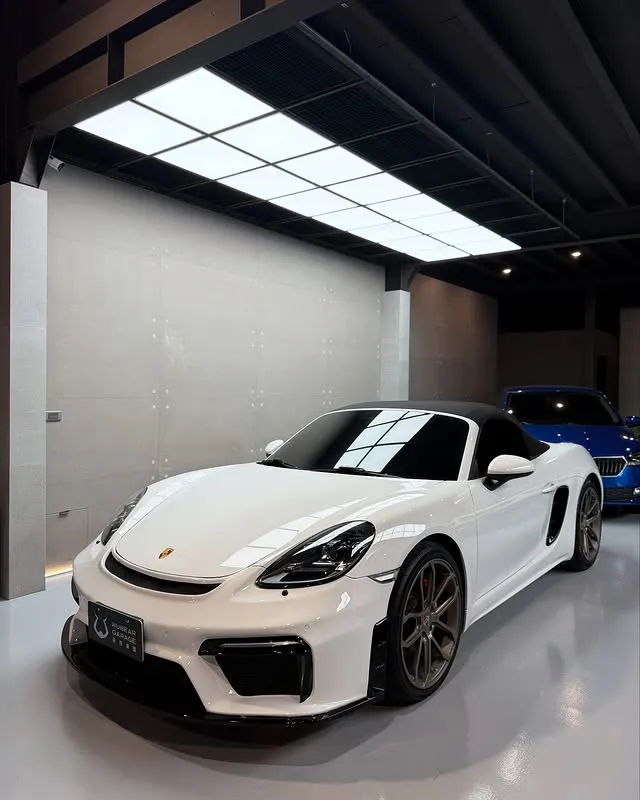 Porsche 718 Boxster 2.0T 敞篷
