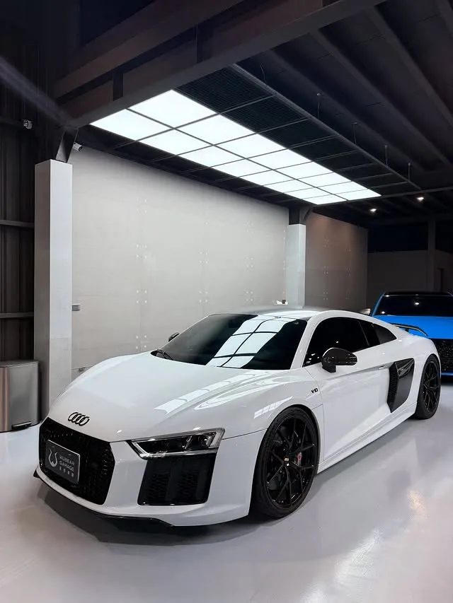 Audi R8 V10 Plus 總代理