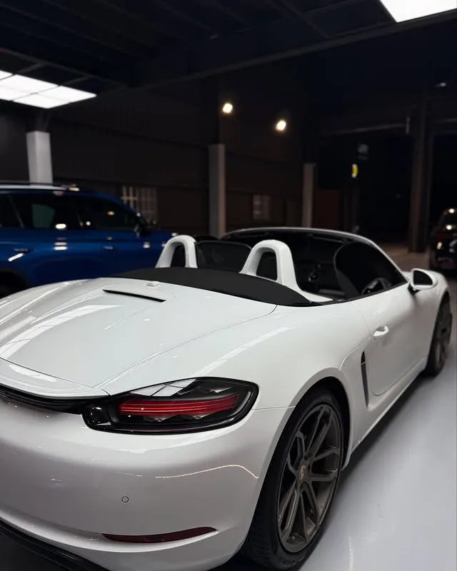 Porsche 718 Boxster 2.0T 敞篷